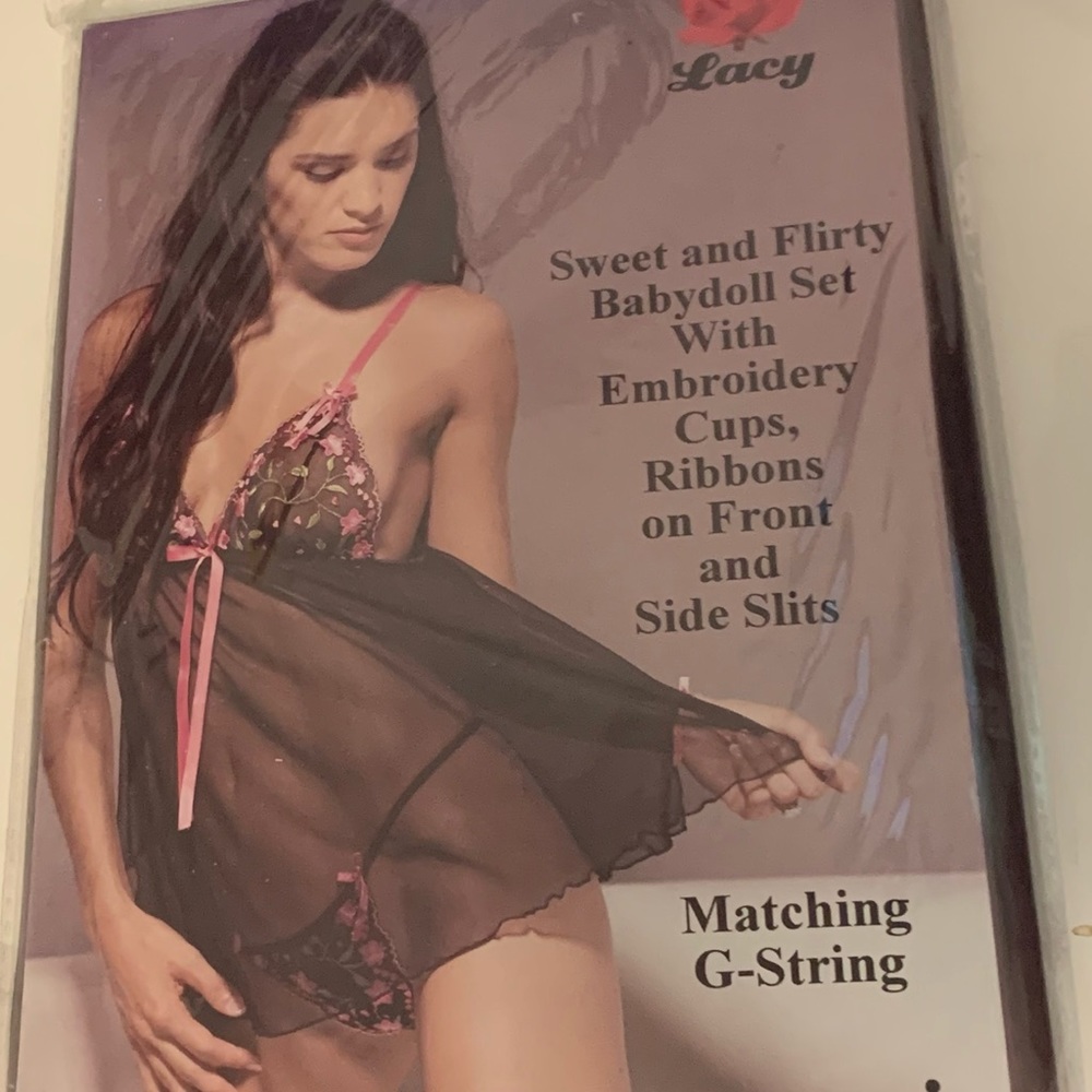 Women's 2-piece Lingerie/Sleepwear set